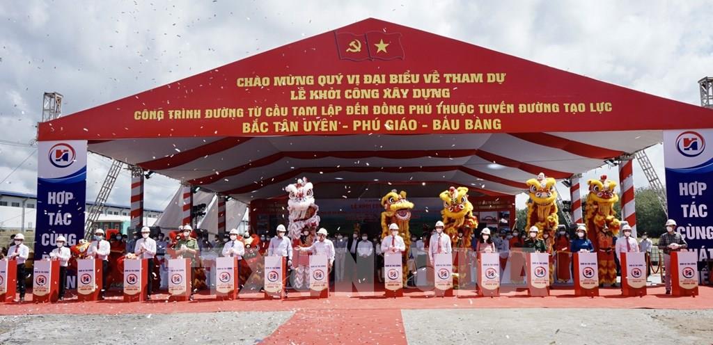 Lễ Khởi công đường từ Tam Lập đến Bàu Bàng và đường từ Tân Long đến Lai Uyên