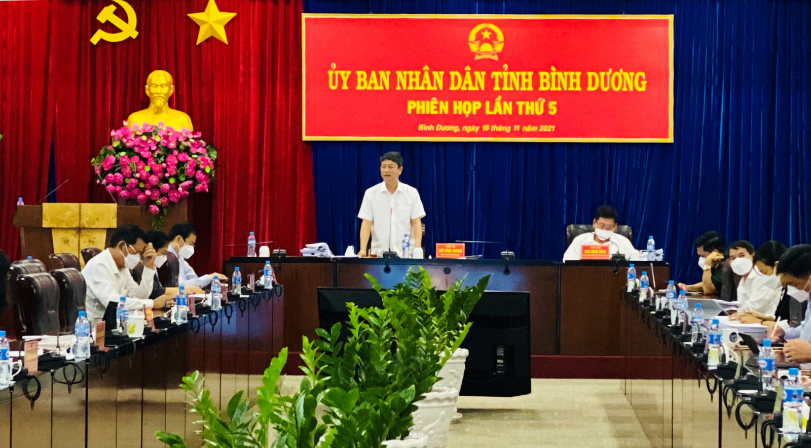 Ông Võ Văn Minh - Phó Bí thư Tỉnh ủy, Chủ tịch UBND tỉnh Bình Dương phát biểu chỉ đạo tại Hội nghị.