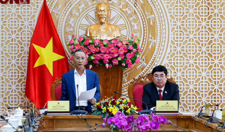 Chủ tịch UBND tỉnh Lâm Đồng Trần Văn Hiệp kết luận hội nghị