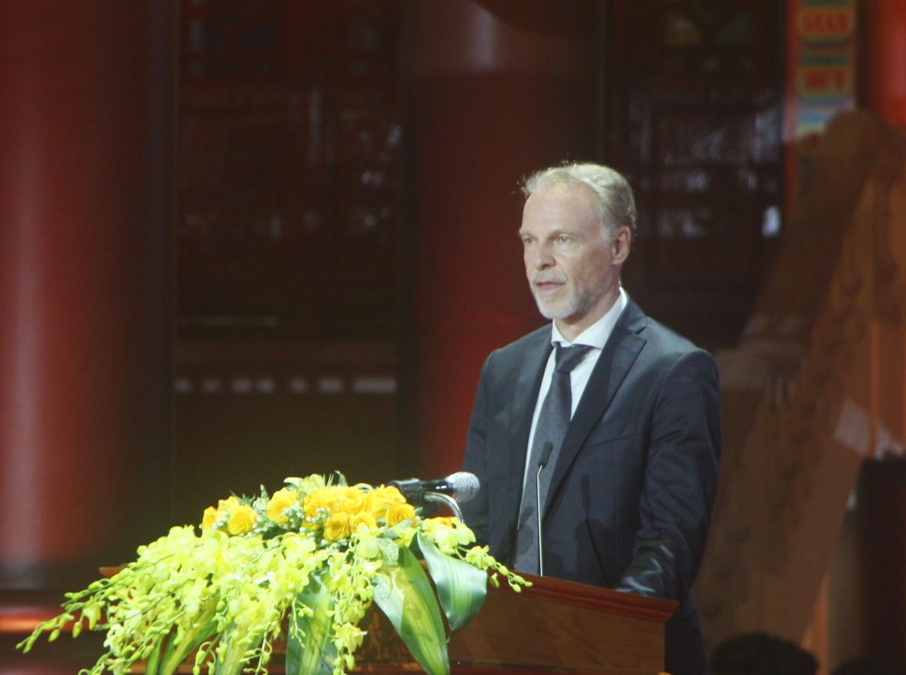Ngài Christian Manhart - Trưởng Đại diện Văn phòng UNESCO tại Việt Nam phát biểu.