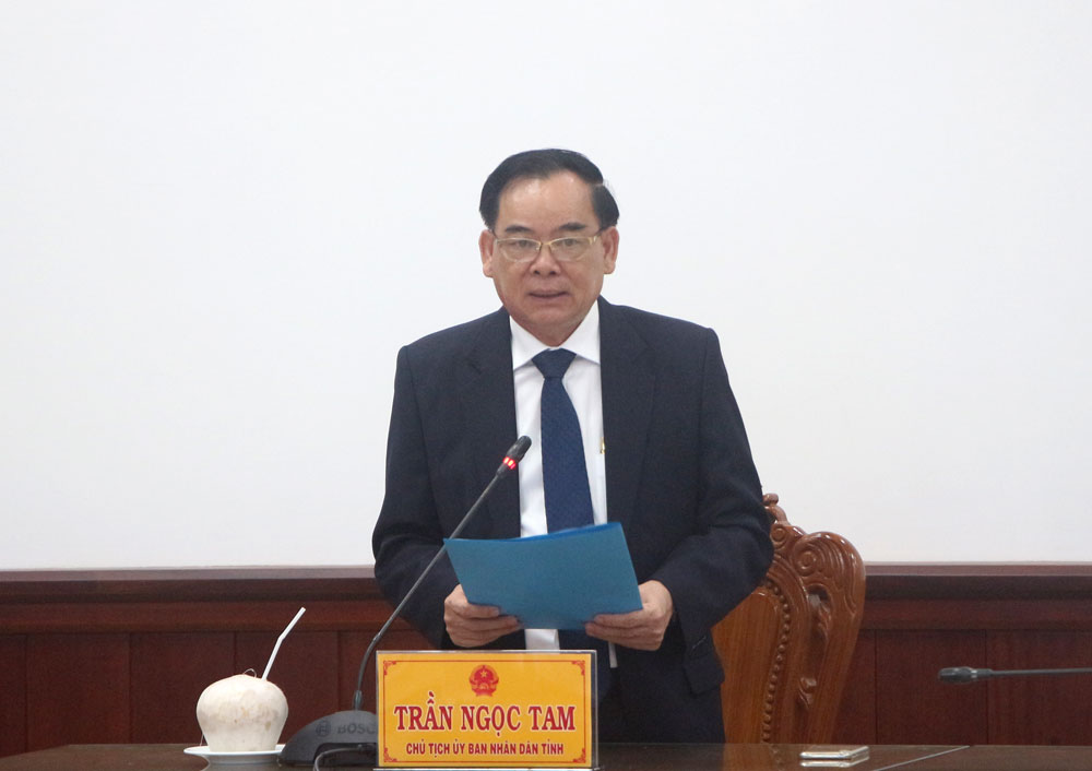 Chủ tịch UBND tỉnh Trần Ngọc Tam hy vọng Hiệp hội và các quỹ đầu tư hỗ trợ kết nối Bến Tre với các nhà đầu tư lớn. 
