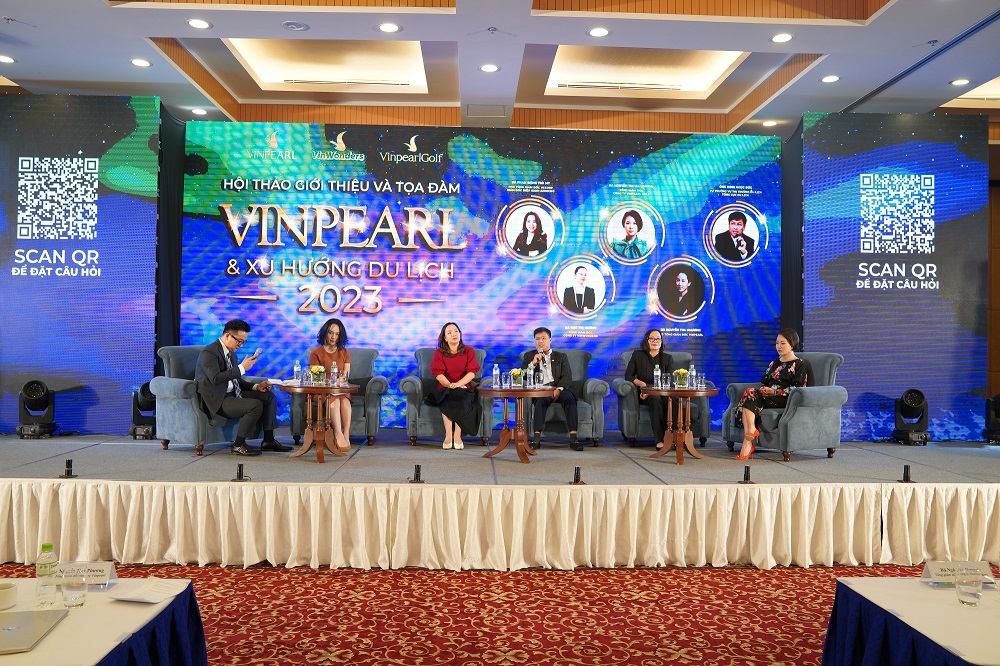 Các diễn giả cùng đại diện lãnh đạo của Vinpearl – VinWonders – Vinpearl Golf chia sẻ trong hội thảo