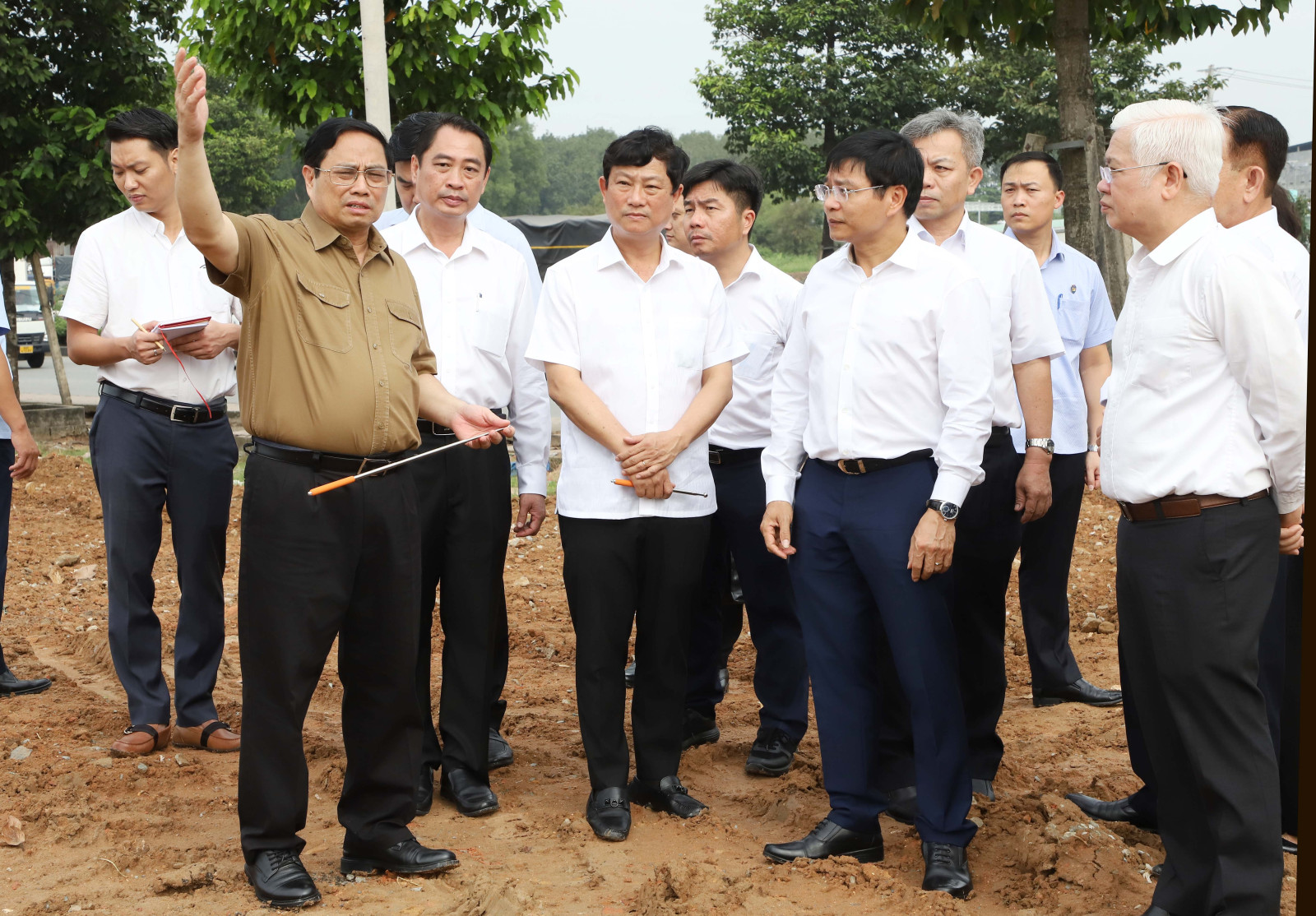 Thủ tướng Chính phủ Phạm Minh Chính và đoàn công tác khảo sát dự án tuyến Vành đai 3 Thành phố Hồ Chí Minh