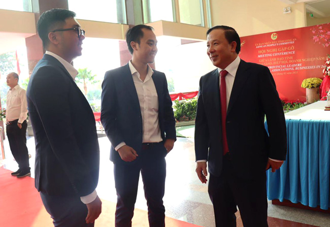 Chủ tịch UBND tỉnh – Nguyễn Văn Út gặp gỡ động viên doanh nghiệp