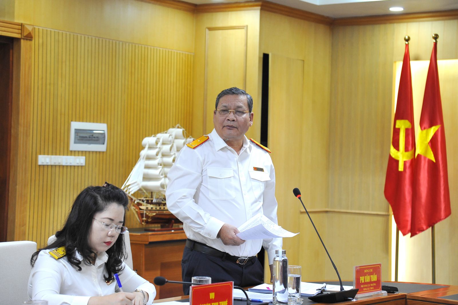 Phó Tổng cục trưởng Phi Vân Tuấn phát biểu chỉ đạo tại hội nghị.