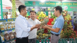 Đặc sắc Hội chợ trái cây và hàng nông sản Bình Phước