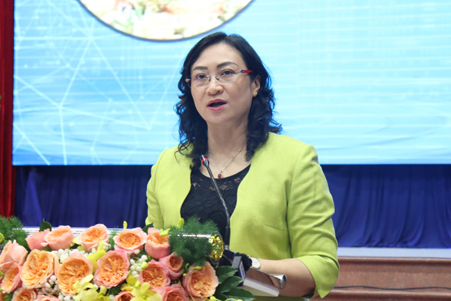 Thứ trưởng Bộ Công Thương – Phan Thị Thắng phát biểu tại hội nghị
