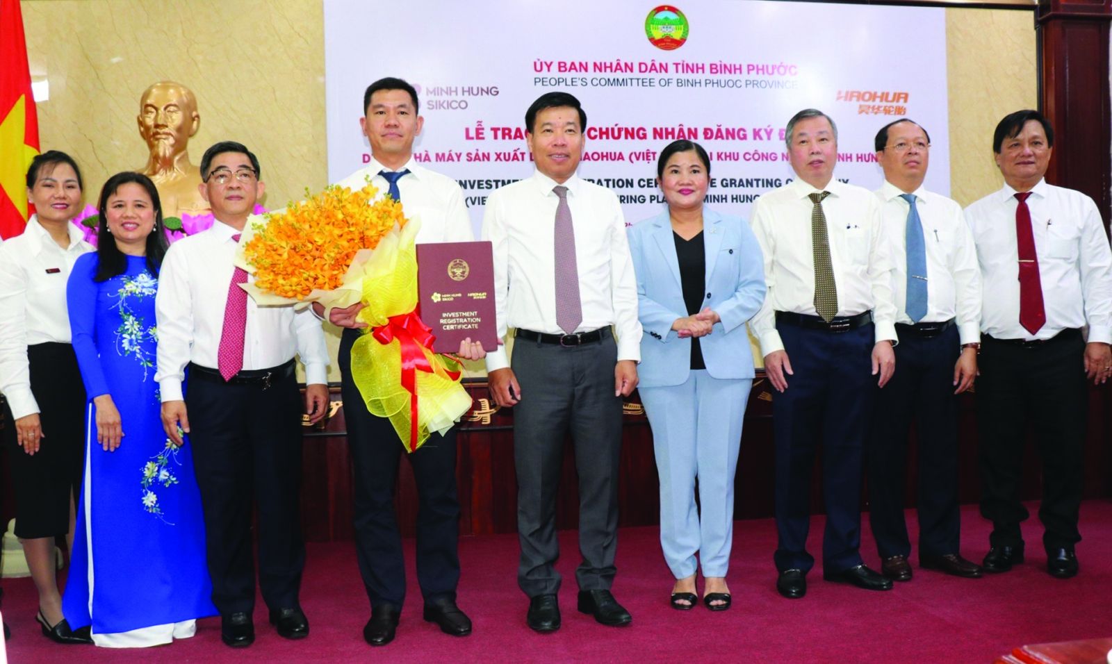 Lãnh đạo tỉnh Bình Phước trao chứng nhận đầu tư cho Dự án Nhà máy sản xuất lốp xe HAOHUA.