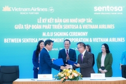 Vietnam Airlines và Sentosa Development Corporation ký kết hợp tác