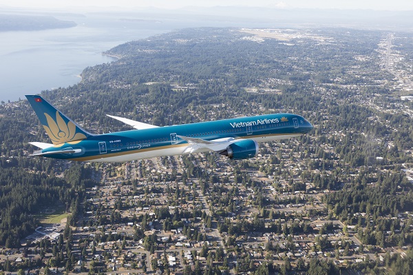 Máy bay thân rộng hiện đại Boeing 787 có khả năng chuyên chở lên tới hơn 300 hành khách mỗi chuyến