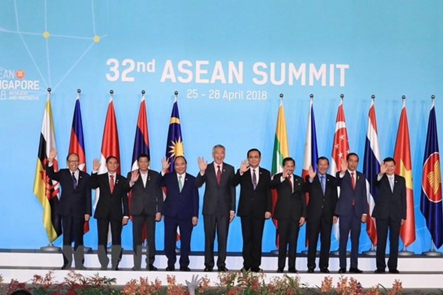 Thủ tướng Nguyễn Xuân Phúc và các trưởng đoàn tham dự hội nghị. Nguồn: TTXVN