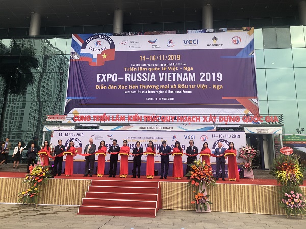 Lễ cắt băng khai mạc Triển lãm Quốc tế Việt - Nga 2019