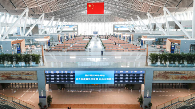 ga tàu Bắc Kinh Triều Dương trong ngày đầu tiên của lễ hội mùa xuân cao điểm vào ngày 28 tháng 1 năm 2021.