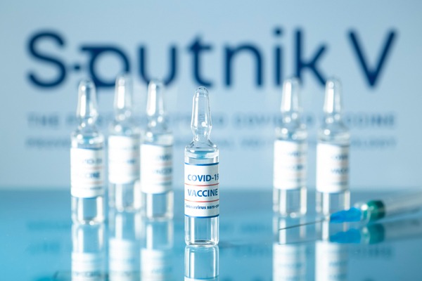 Vắc xin Sputnik V của Nga 