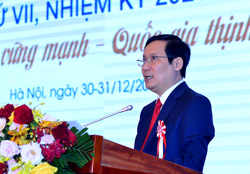 Chủ tịch VCCI Phạm Tấn Công phát biểu tại Đại hội.