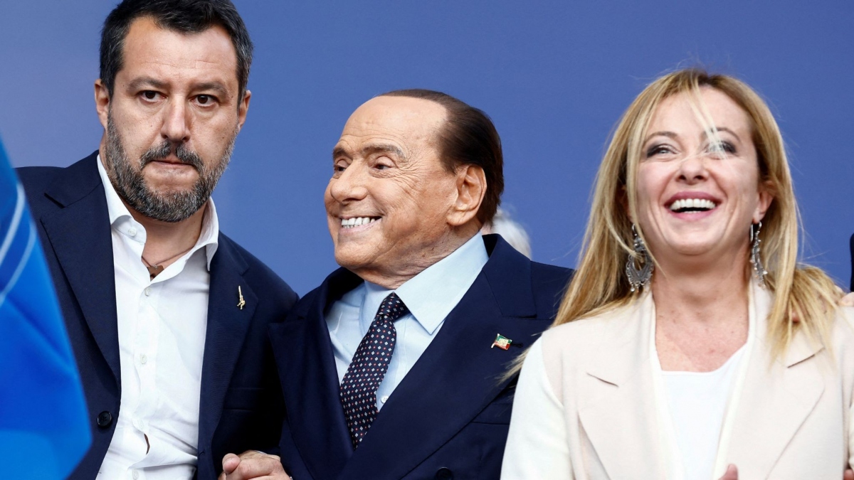Từ trái sang phải: Các lãnh đạo đảng Liên đoàn Matteo Salvini, đảng FI Silvio Berlusconi và đảng Fdl Giorgia Meloni thuộc Liên minh trung hữu Italy. (Nguồn: Sky News)