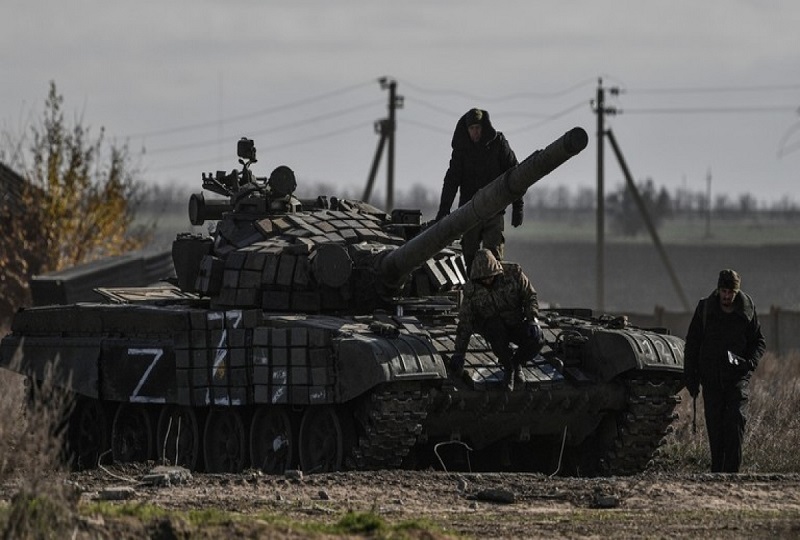 Quân đội Nga tại một vị trí gần Bakhmut cuối năm ngoái. Ảnh: Reuters