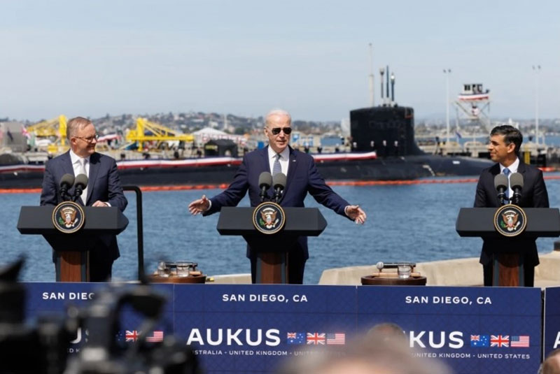 Ba nhà lãnh đạo Mỹ, Anh và Australia chính thức công bố thỏa thuận tàu ngầm hạt nhân. Ảnh: Independent.