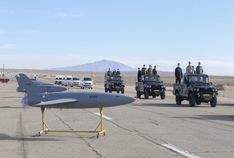 Những chiếc máy bay không người lái (UAV) tham gia một cuộc diễn tập do quân đội Iran tổ chức tại Semnan, Iran vào ngày 5/1/2021. Ảnh: Anadolu