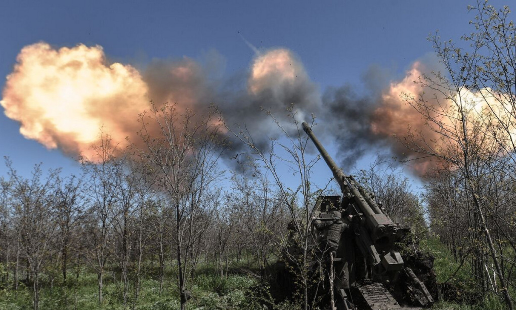 Khẩu đội pháo binh Nga khai hỏa tại tỉnh Zaporizhzhia hôm 6/5. Ảnh: RIA Novosti