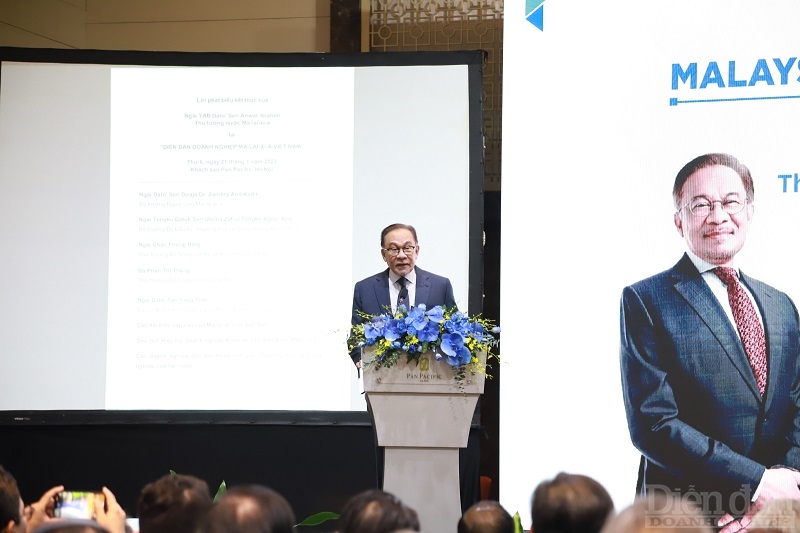 Thủ tướng Malaysia Anwar Ibrahim phát biểu tại Diễn đàn Doanh nghiệp Việt Nam - Malaysia