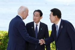 Trung Quốc "đau đầu" vì liên minh Mỹ - Nhật - Hàn