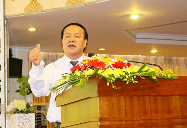 Ông Lê Thanh Thuấn- Tổng giám đốc Tập đoàn Sao Mai cho biếtp/giá cá tra xuống thấp, Tập đoàn đã phải trích lợi nhuận để hỗ trợ lại cho nông dân.