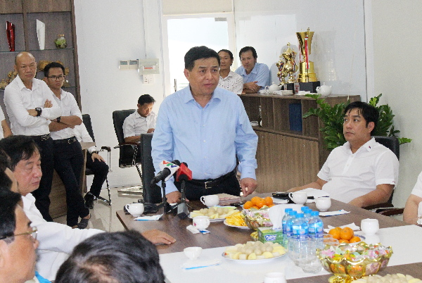 Bộ trường Bộ KH-ĐT Nguyễn Chí Dũng đánh giá cao công tác triển khai dự án.