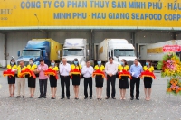 “Vua tôm” Minh Phú mở hàng lô tôm đầu năm 2021