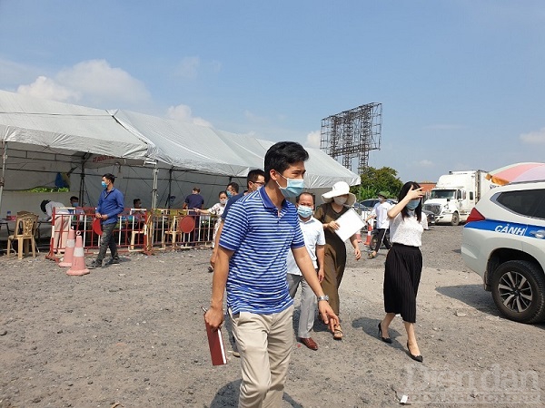 Điểm chốt khai báo y tế cuối đường cao tốc Hà Nội - Hải Phòng