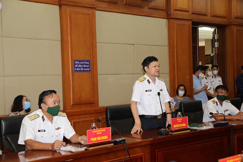 Theo Trung tướng Nguyễn Văn Bổng, Chính ủy Quân chủng Hải quân chia sẻ: Tôi rất vui mừng và tự hào về thành tích chống dịch COVID-19 của TP Hải Phòng - nơi đóng đại bản doanh của Quân chủng.