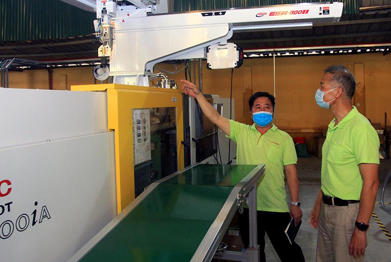 Công ty LOTES Việt Nam triển khai đào tạo công nhân kỹ thuật cho dự án đầu tư Nhà máy LOTES Thái Thụy, tỉnh Thái Bình vốn đầu tư 120 triệu USD (ảnh Mai Tú)