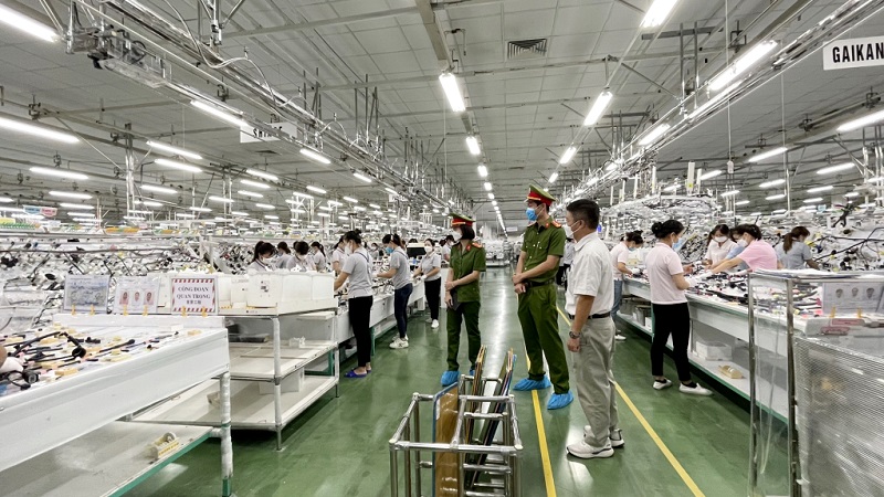 Kiểm tra hoạt động sản xuất tại Công ty TNHH Yazaki Hải Phòng Việt Nam tại Quảng Ninh (KCN Đông Mai) - ảnh báo Quảng Ninh