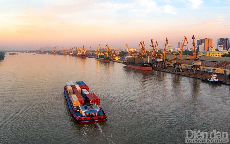 11 tháng năm 2022, sản lượng hàng hoá thông qua các cảng Hải Phòng ước đạt 149,1 triệu tấn