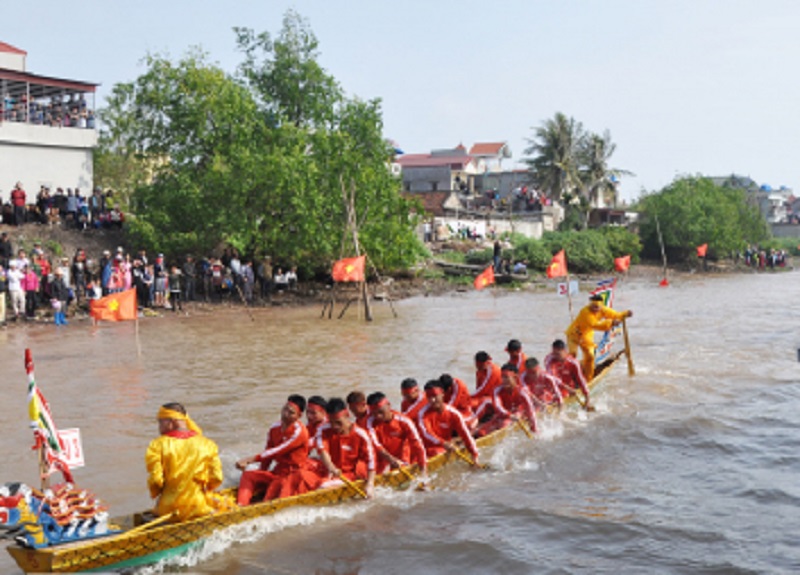 Lễ hội bơi trải tại thị trấn Diêm Điền (ảnh báo Thái Bình)
