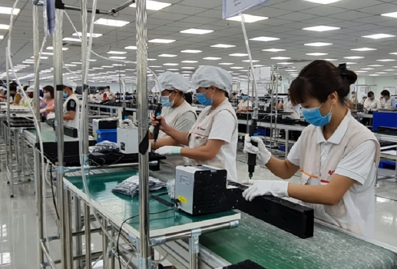 Sản xuất linh kiện điện tử tại Công ty Bumjin Electronics Vina - KCN Đông Mai, TX Quảng Yên