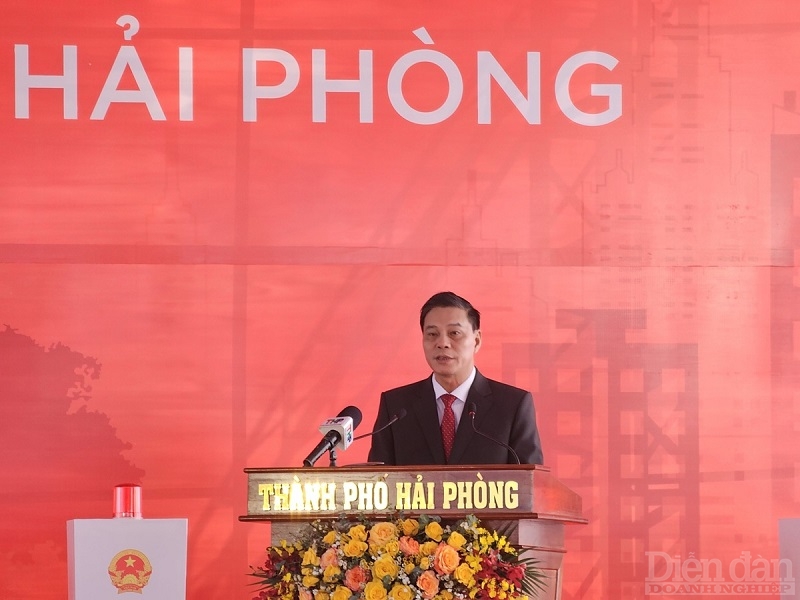 Ông Nguyễn Văn Tùng - Chủ tịch UBND Thành phố Hải Phòng phát biểu tại lễ khởi công