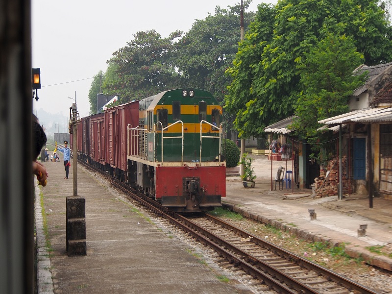 hiện nay vẫn tồn tại các hạn chế về cơ sở hạ tầng đường sắt tại các khu vực trọng điểm (Đồng Đăng – Lạng Sơn; Yên Viên - Đông Anh) khi Đường sắt Việt Nam gia tăng vận chuyển đường sắt liên vận quốc tế