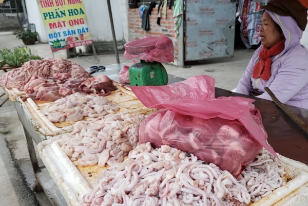 Quỳnh Phụ cấm thịt lợn nhưng người dân lại nhập thịt lợn từ Haiỉ Dương về, nơi cũng đang có dịch tả lợn Châu Phi.