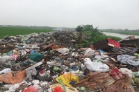 Bãi rác khủng gây ô nhiễm nguồn nước sạch thành phố