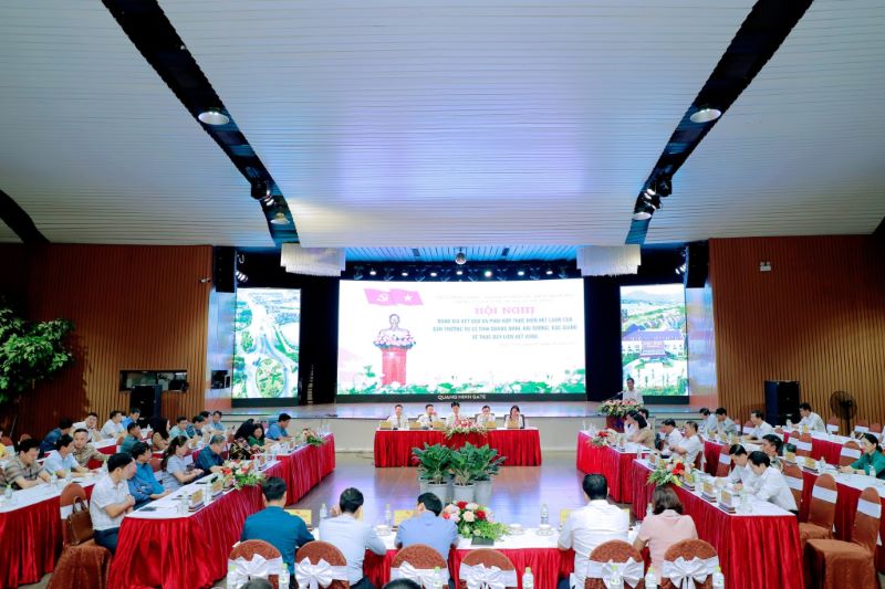 Ban thường vụ Tỉnh ủy 3 tỉnh Quảng Ninh, Hải Dương, Bắc Giang triển khai các biện pháp thúc đẩy liên kết vùng giai đoạn 2022 - 2025(CTTĐT)