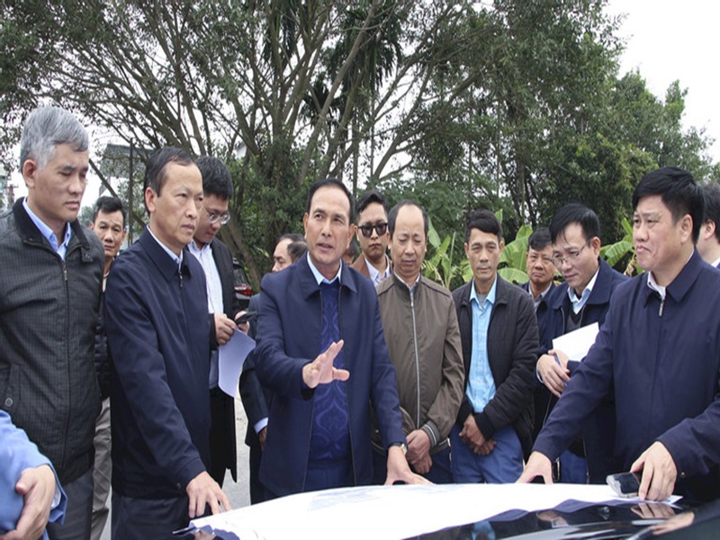 Phó Chủ tịch Thường trực UBND tỉnh Hải Dương Lưu Văn Bản cùng các ngành chức năng kiểm tra, đốc thúc công tác triển khai dự án có vốn đầu tư công tại huyện Cẩm Giàng(CTTĐT)