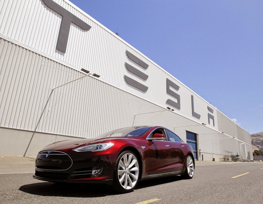 Nhà máy sản xuất pin năng lượng mặt trời của Tesla tại New York.