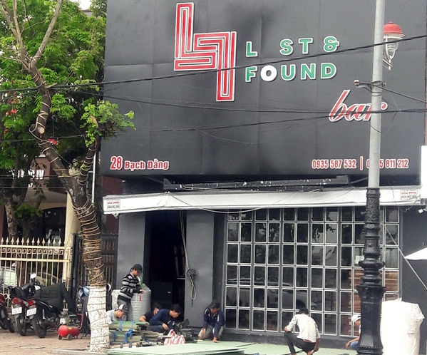 Quán bar Lost and Found (số 28 đường Bạch Đằng, quận Hải Châu, Đà Nẵng)
