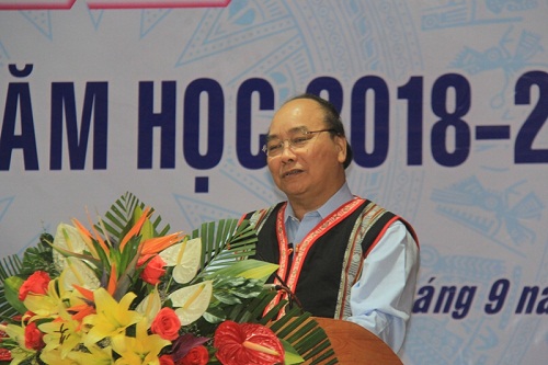 1.	Thủ tướng Nguyễn Xuân Phúc phát biểu tại Lễ khai giảng năm học 2018 - 2019 tại trường PTDTNT Tu Mơ Rông