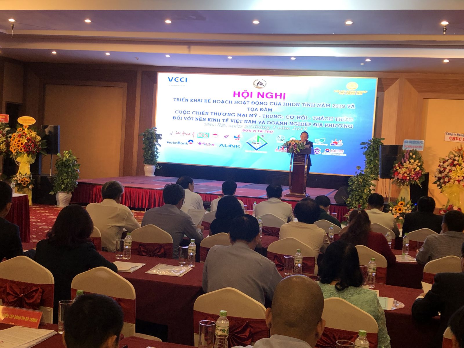 Hiệp Hội doanh nghiệp Quảng Nam tổ chức tọa đàm “Cuộc chiến thương mại Mỹ-Trung, cơ hội thách thức với doanh nghiệp Việt Nam”