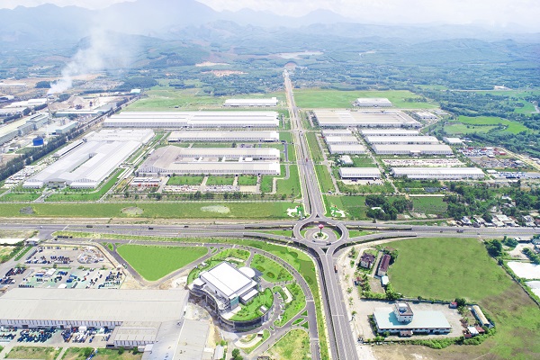 Với 12 nhà máy sản xuất linh kiện - phụ tùng và Tổ hợp Cơ khí, không chỉ cung cấp cho các nhà máy lắp ráp ô tô của THACO và các doanh nghiệp trong nước mà còn xuất khẩu sang thị trường ASEAN và các nước trên thế giớiTổng quan 