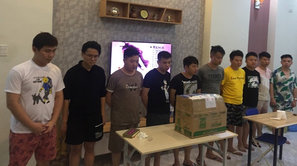 10 người Trung Quốc nhập cảnh trái phép, tổ chức đánh bạc qua mạng.