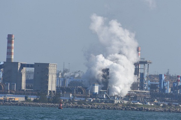 Người dân phản ảnh Nhà máy thép Hòa Phát xả khói gây ô nhiễm môi trường