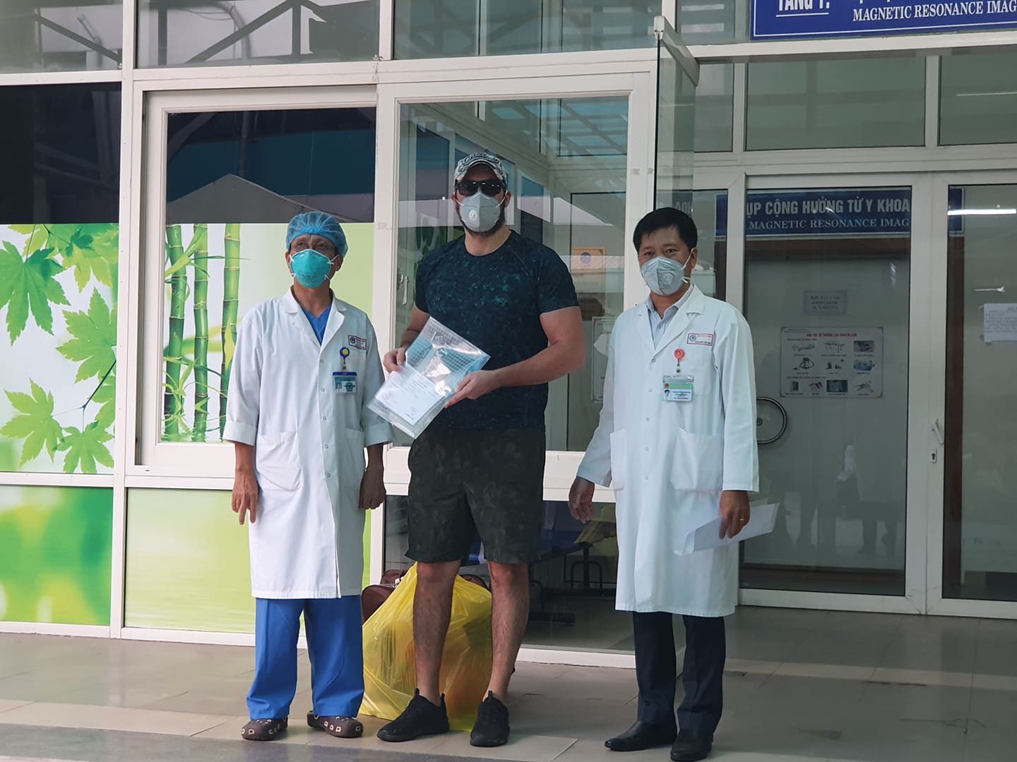 Bệnh nhân thứ 4 khỏi bệnh, được xuất viện, Đà Nẵng còn 2 trường hợp dương tính COVID-19.